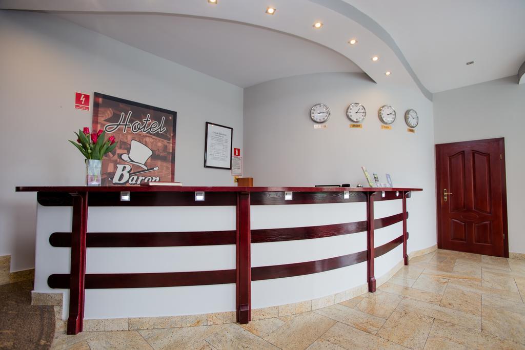 Hotel Baron Ciechanów Esterno foto