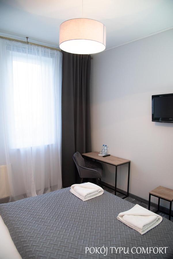 Hotel Baron Ciechanów Esterno foto
