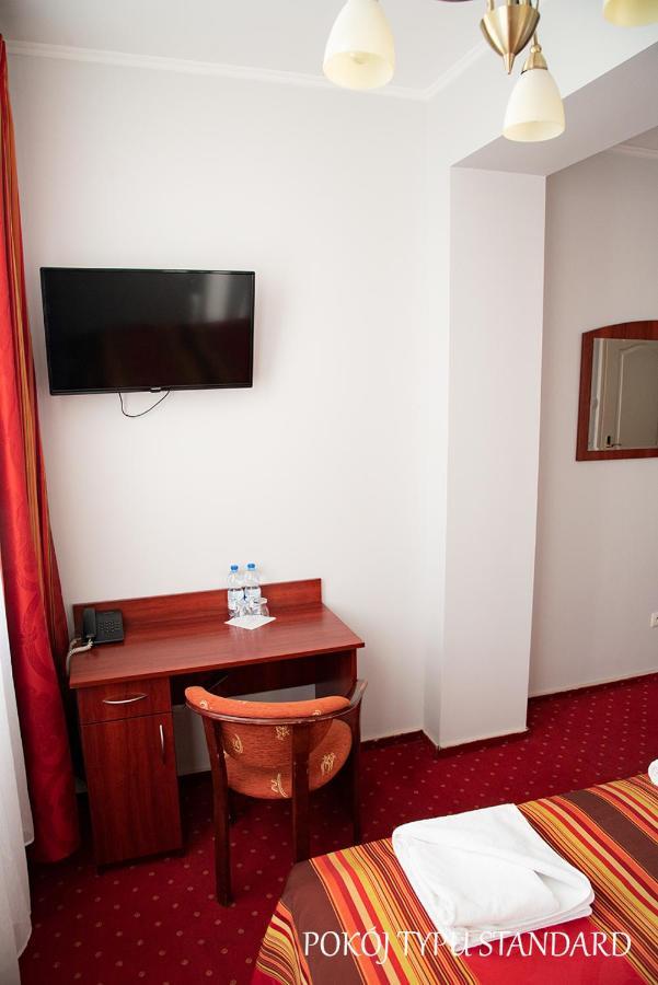 Hotel Baron Ciechanów Esterno foto